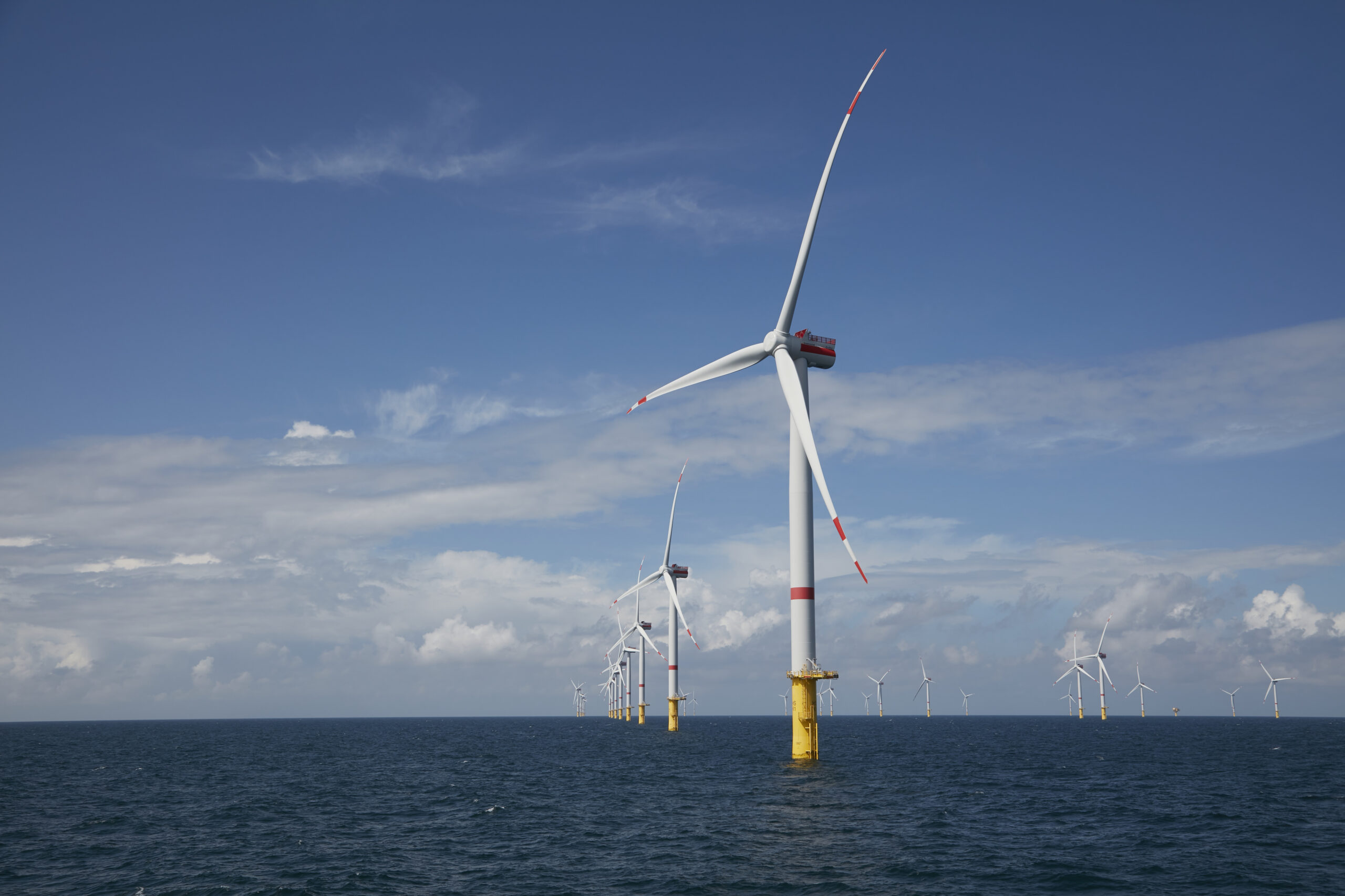 Symbolbild Offshore-Windpark Hohe See (Quelle: EnBW, Fotograf Rolf Otzipka)